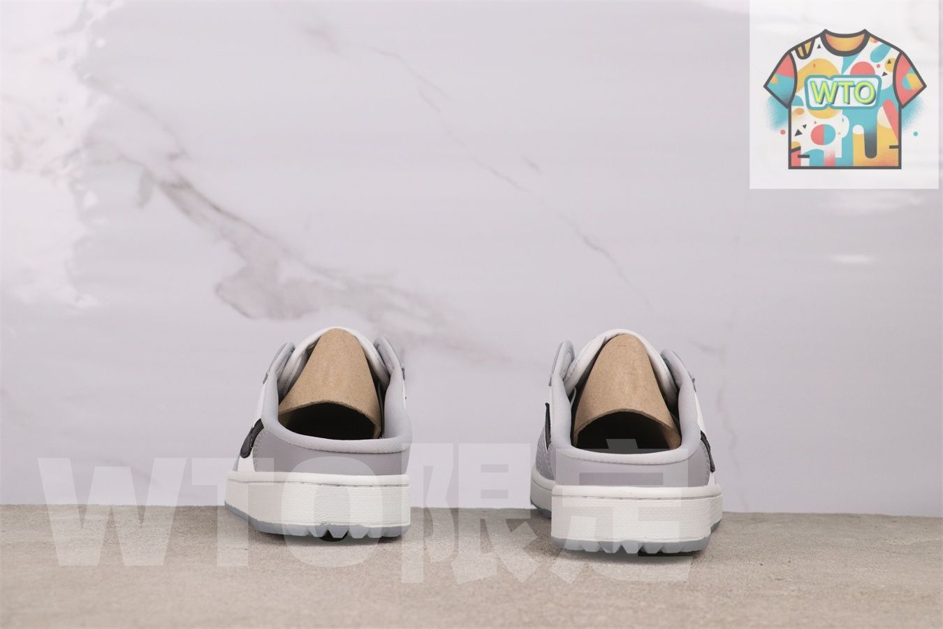 今日 Jordan エアジョーダン AJ1 aj1 エアジョーダン 1 Mule FJ1214-004 灰煙 ODELLYA_COM