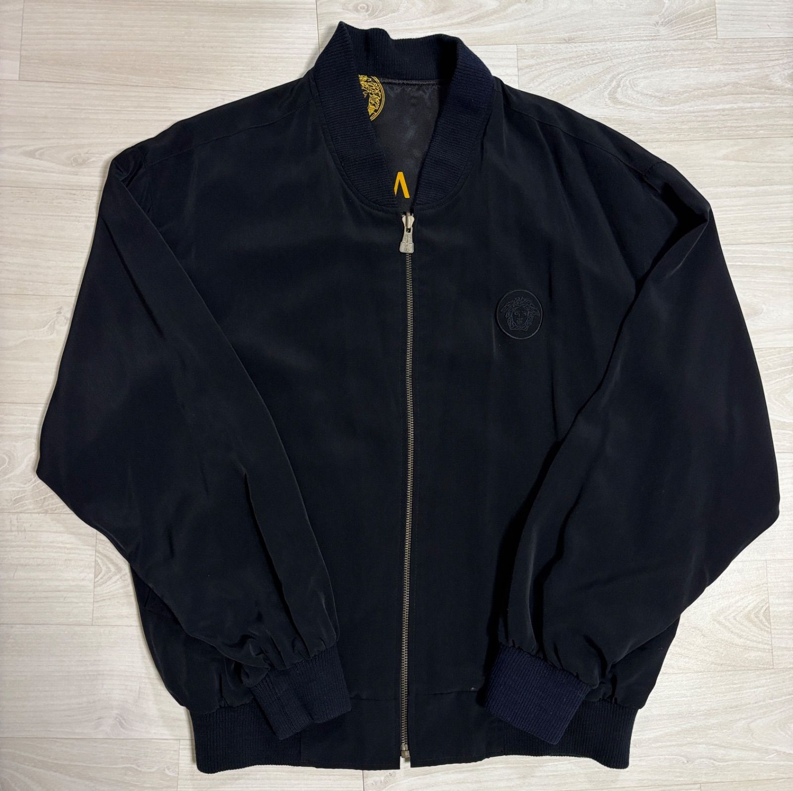 VERSACE ヴェルサーチ メデューサ柄 リバーシブルコンフォーター VERSACE ヴェルサーチ メデューサ柄 リバーシブルコンフォーター