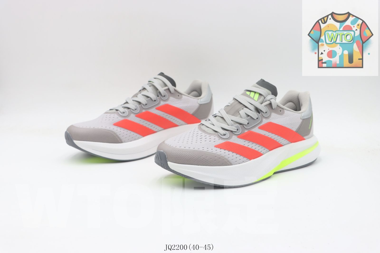 ランニングシューズ