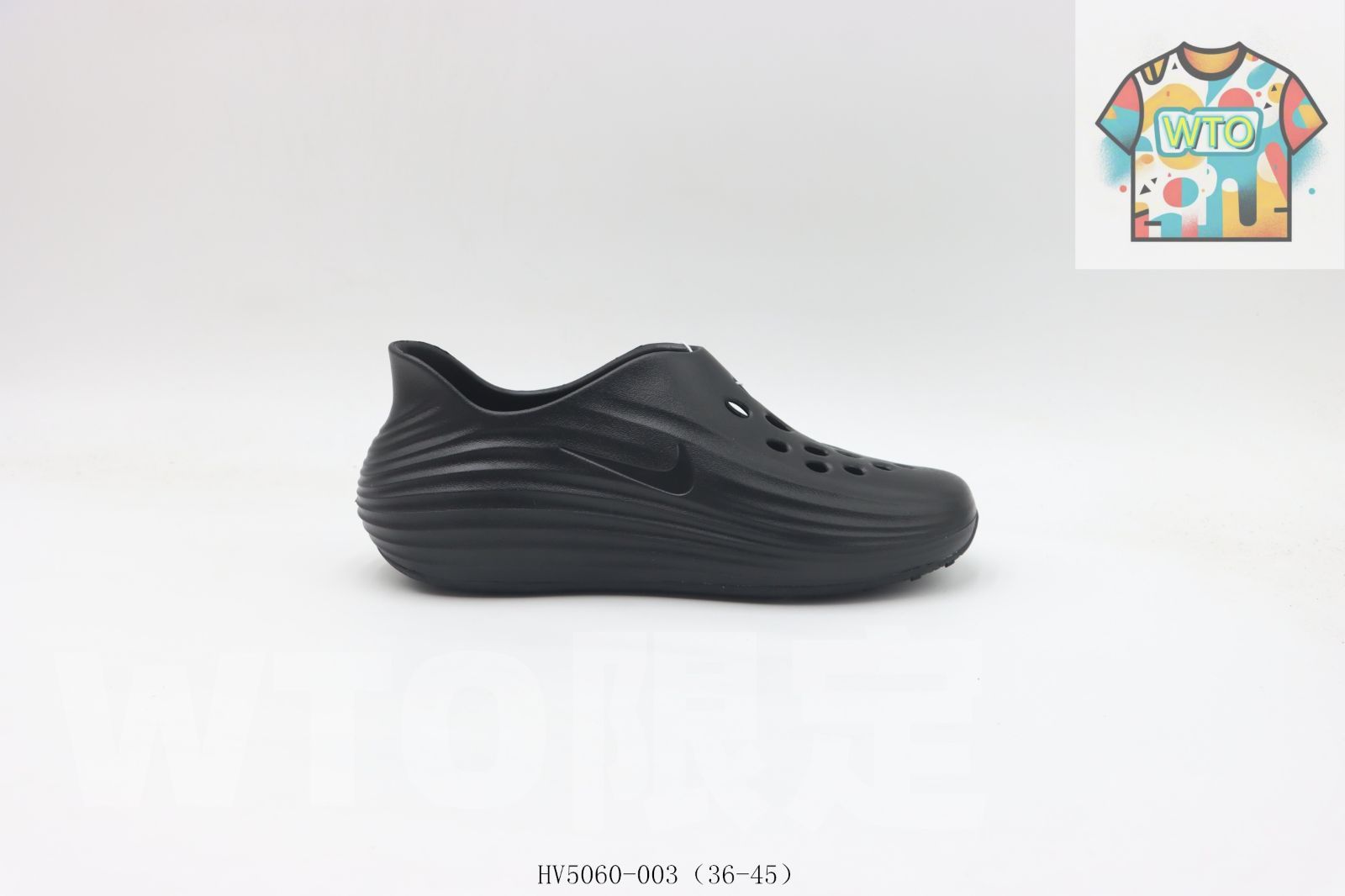 今日 Nike ナイキ スリッパ ブラックグリーン HV5060-003