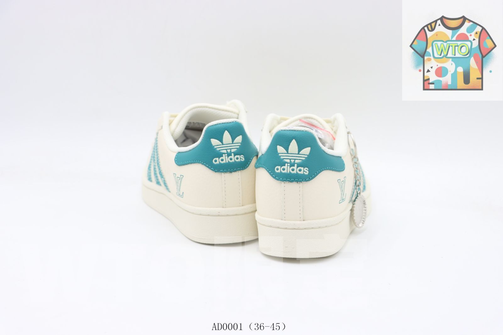 Adidas アディダス