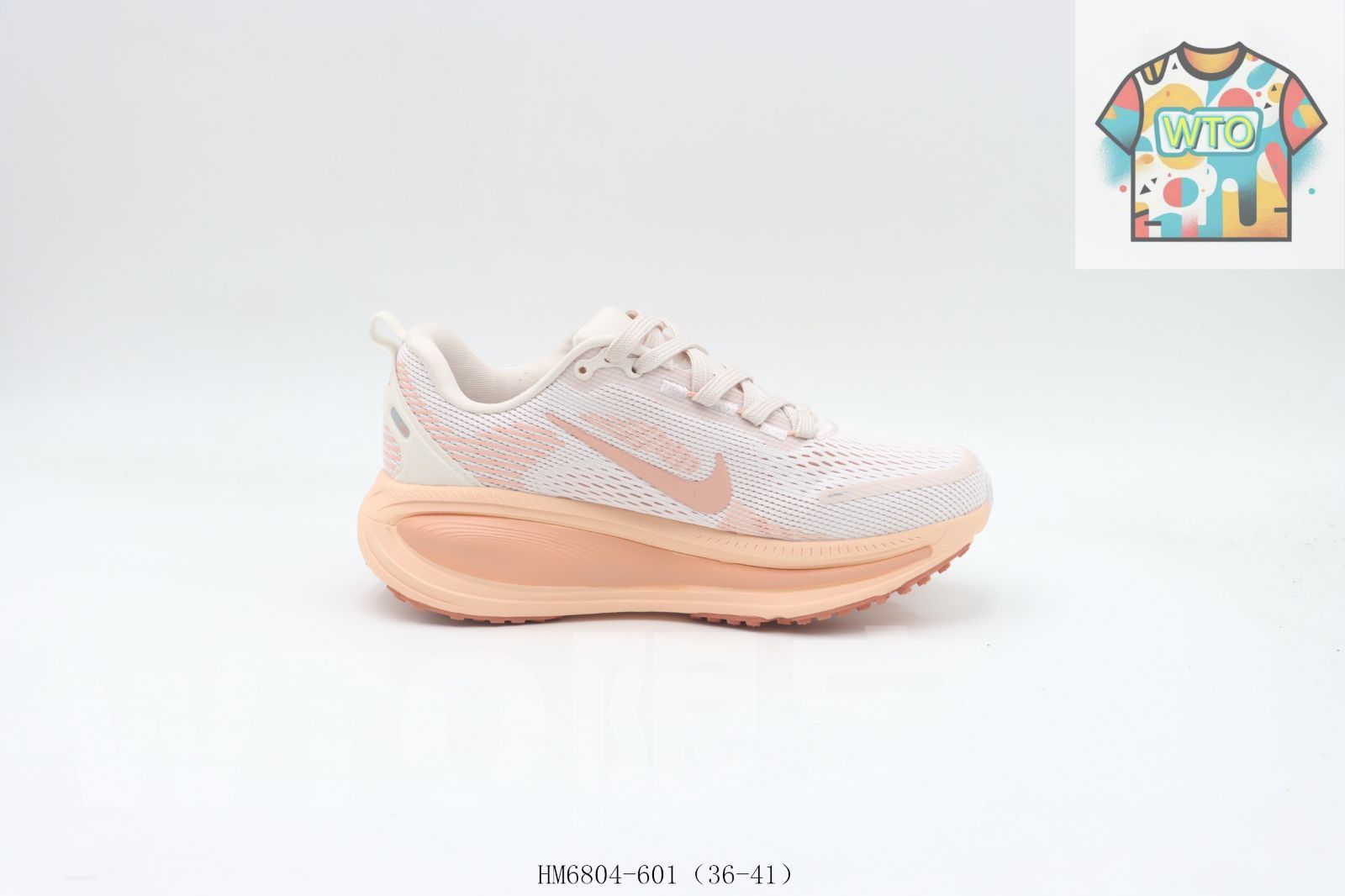 今日 NIKE ナイキ ランニングシューズ ホワイトオレンジ HM6804-601