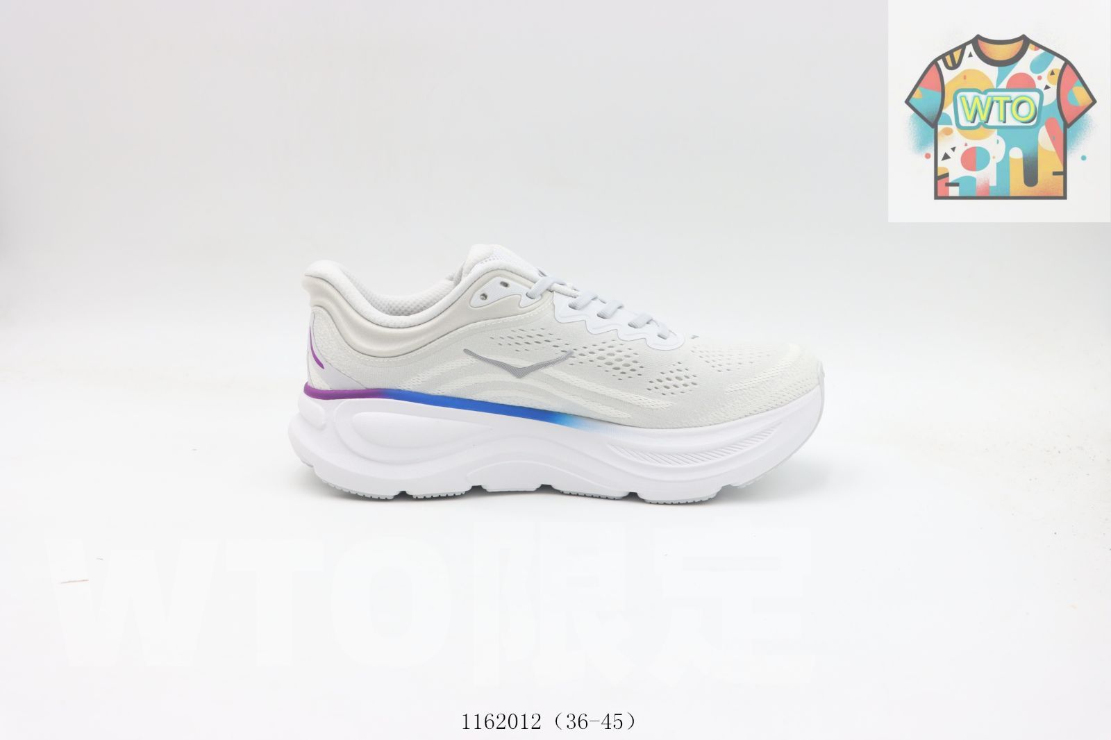 今日 HOKAONEONEホカ ワン ワン ランニングシューズ ホワイトブルーパープル 1162012