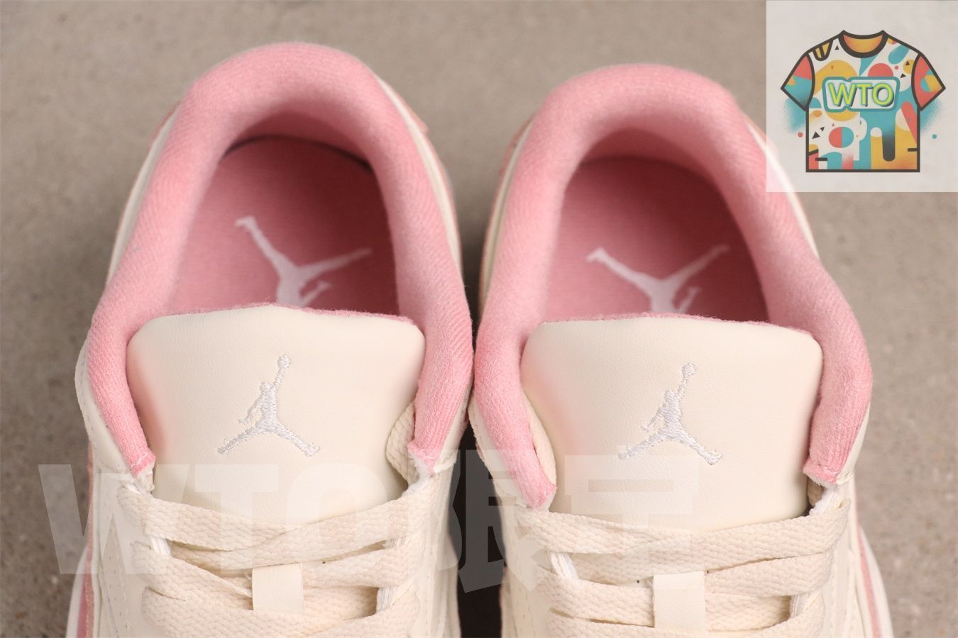 ホワイトピンク