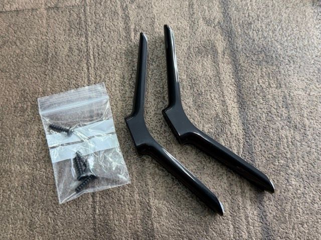 V型 ハイビジョンスマート液晶テレビ