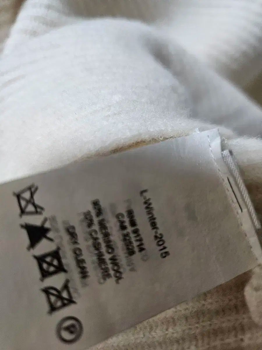  アルマーニ エクスチェンジ アイボリー ゴージ タートルネック ニット 長袖 ニット セーター