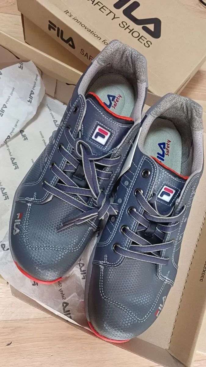 安全靴 ネイビー