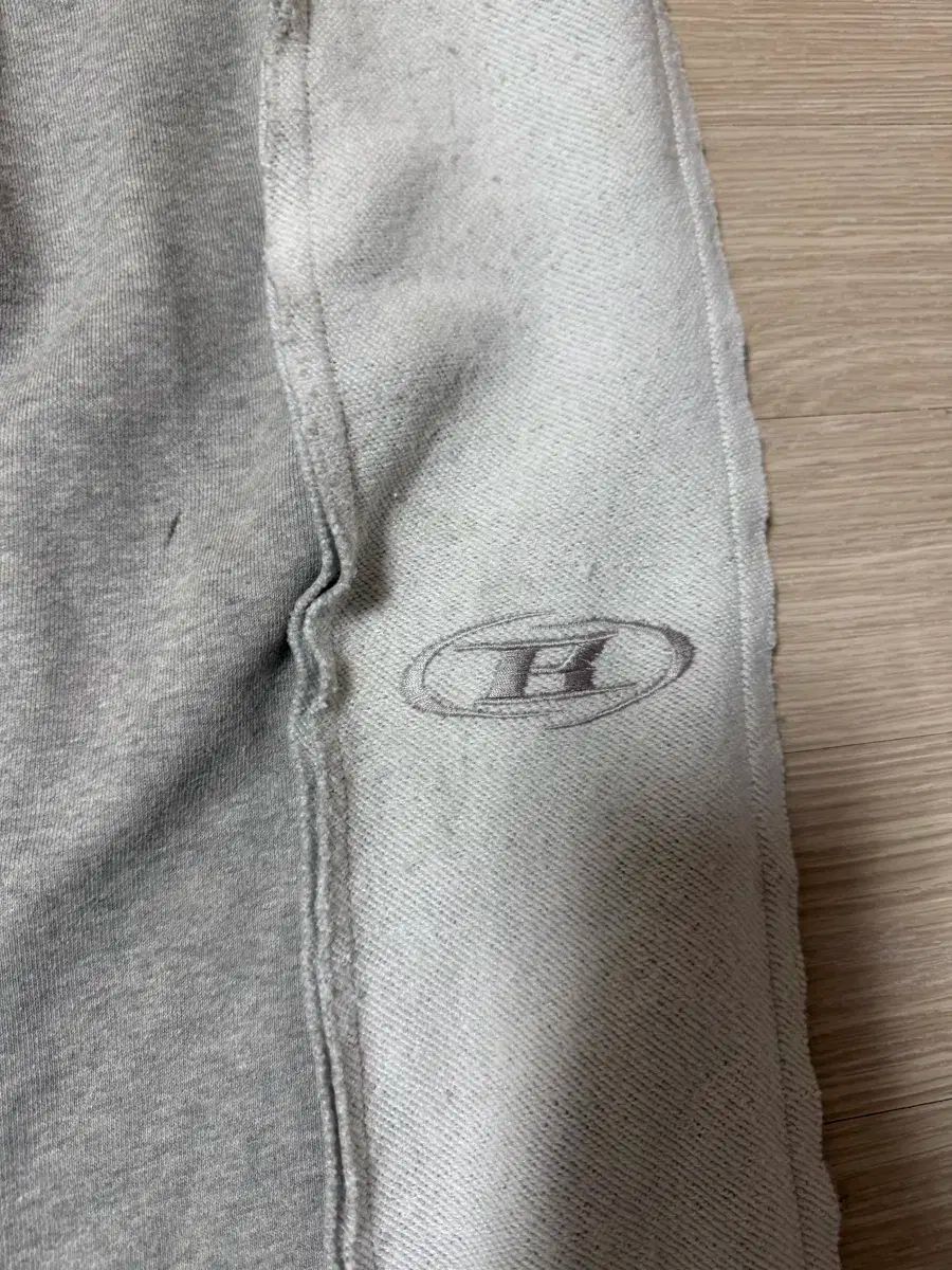 BORN TO WIN メランジ グレー セミ ワイド パンツ