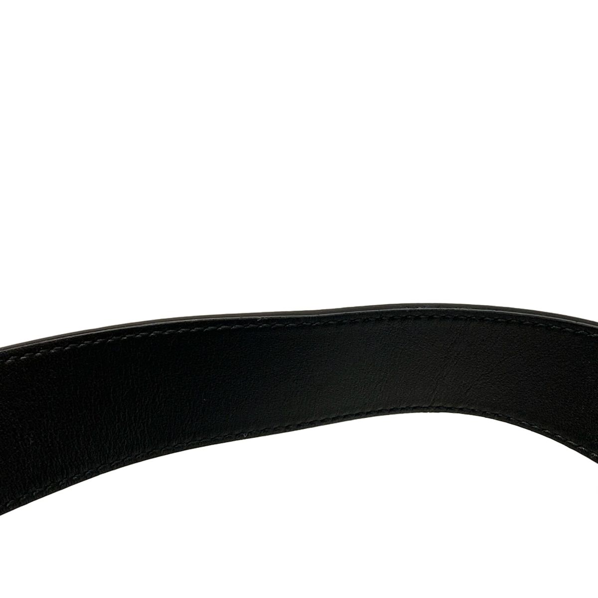 スタッズ レザー