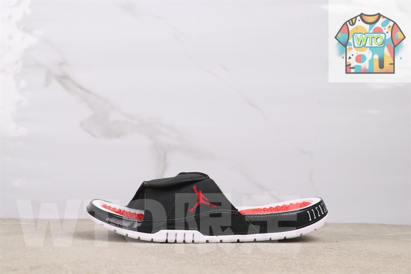 今日 Air Jordan AA 1336-006 ブラックレッド スリッパ-WTO輸入