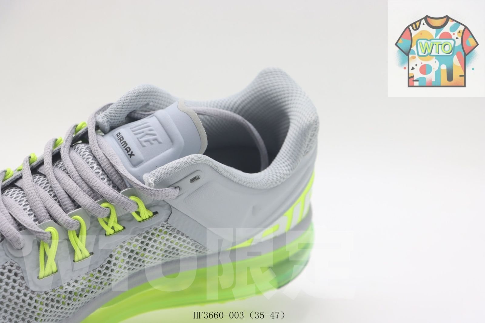 ランニングシューズ