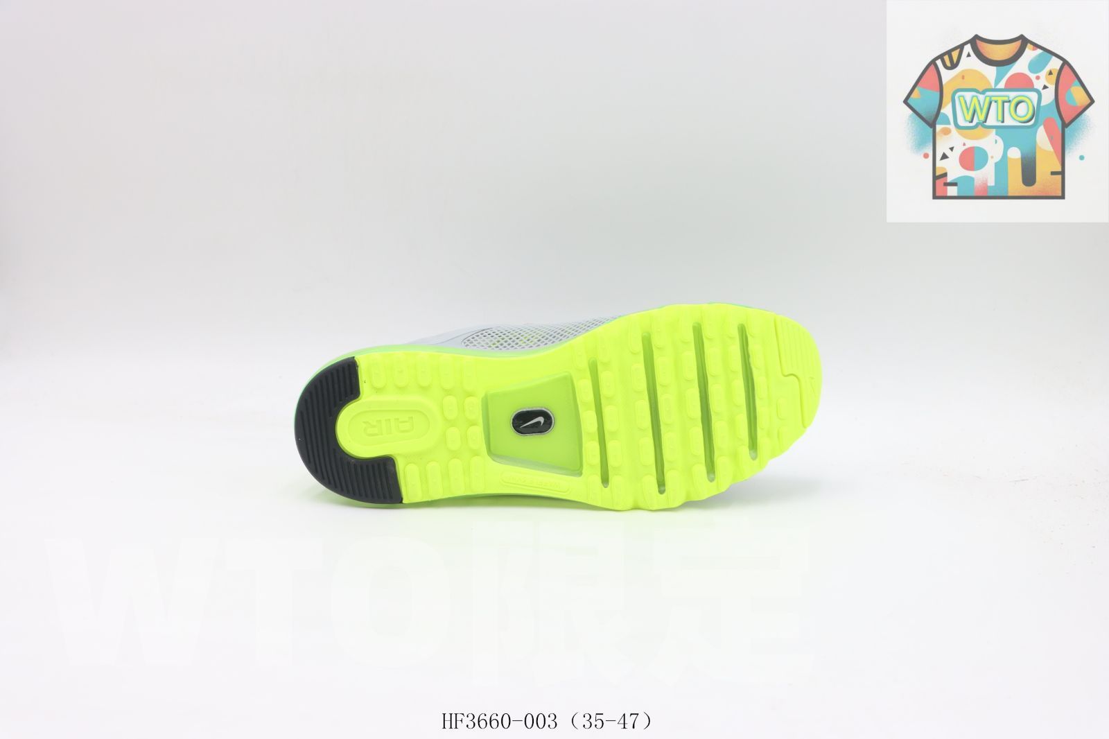 ランニングシューズ