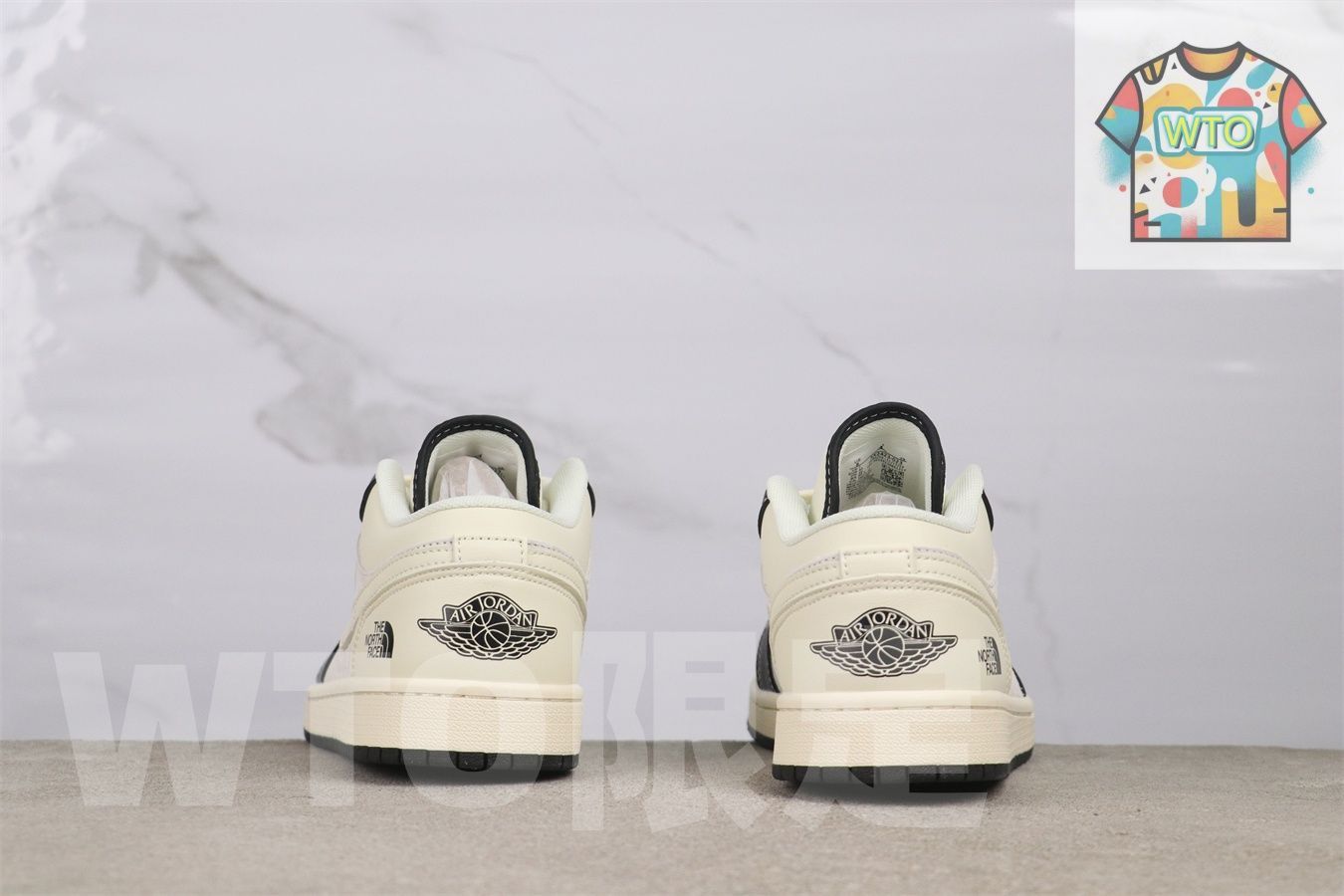 ベージュブラック