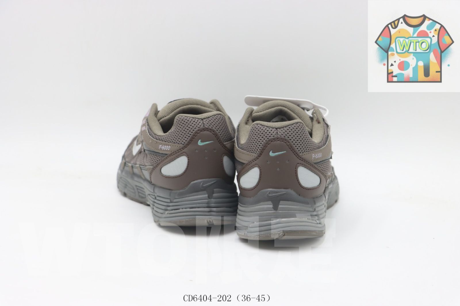 Nike ランニングシューズ