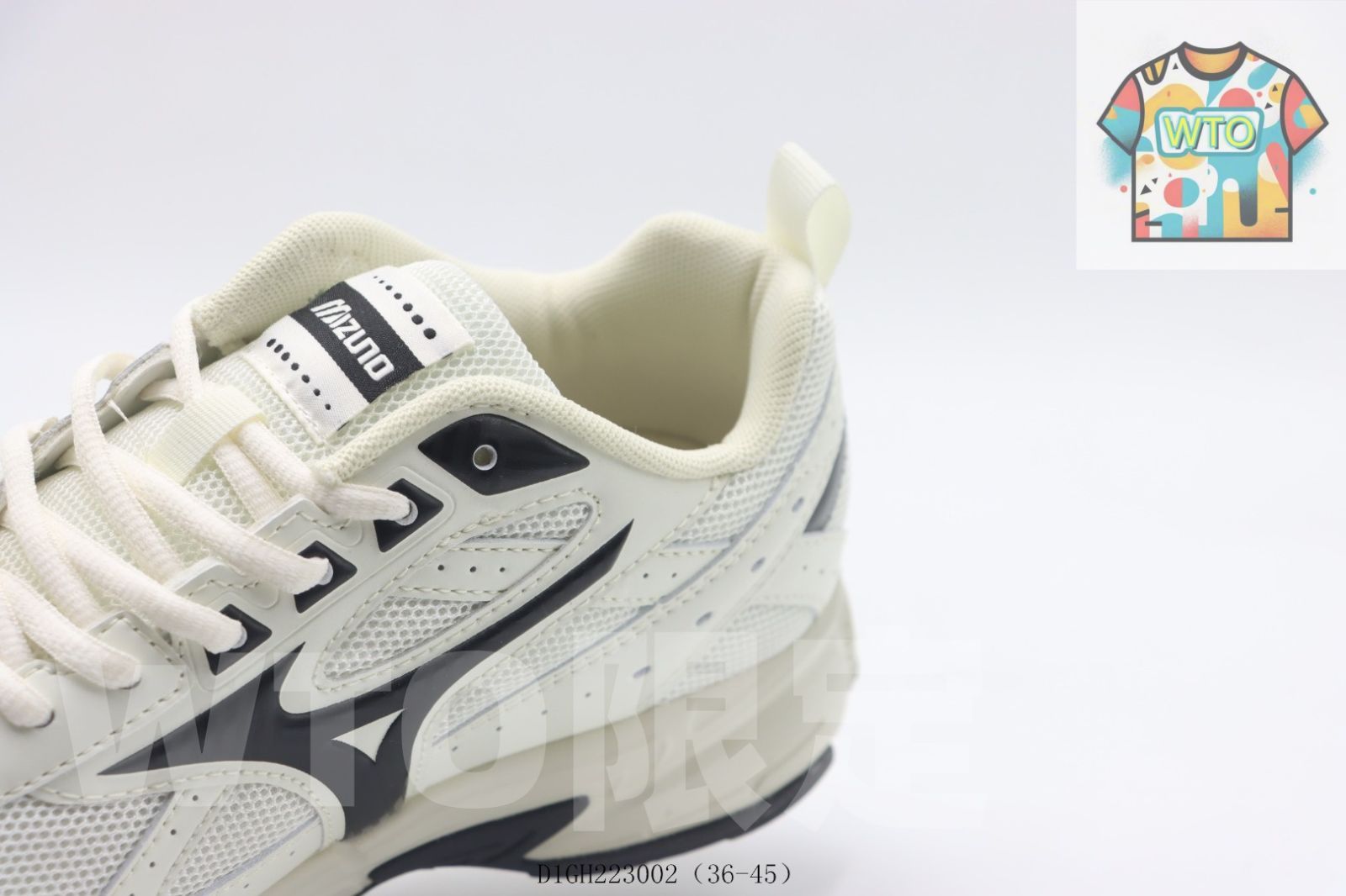 ミズノのランニングシューズ ホワイト＆ブラック