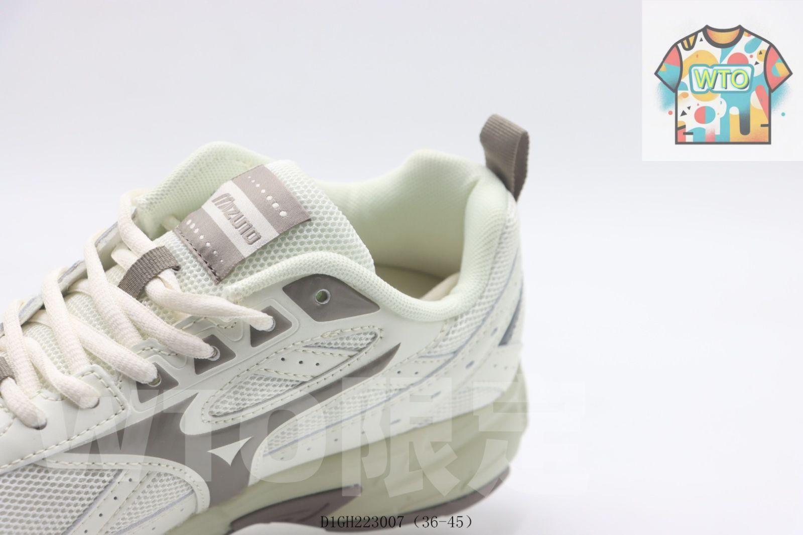 WTO通販 ミズノのランニングシューズ