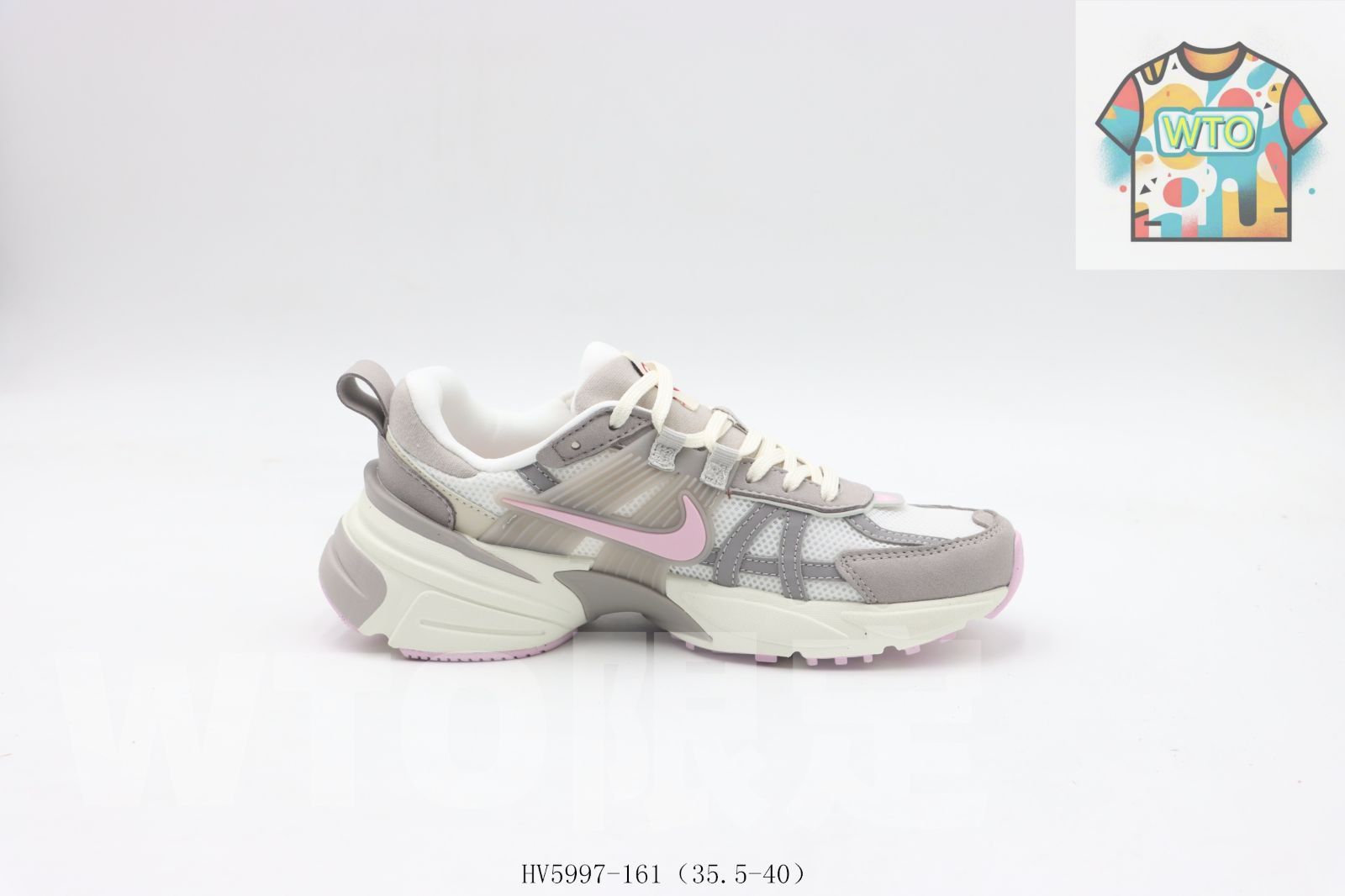 今日 ナイキのランニングシューズ 白とピンク HV 5997 - 161-WTO輸入2