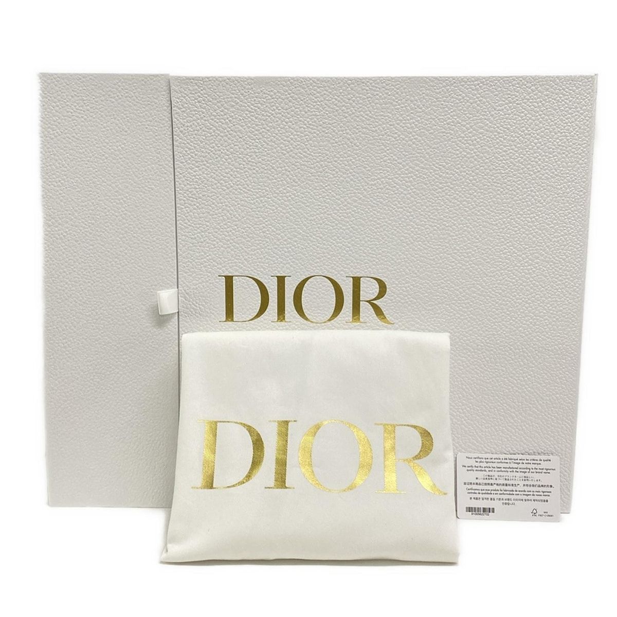 ディオールトラベルバックパック