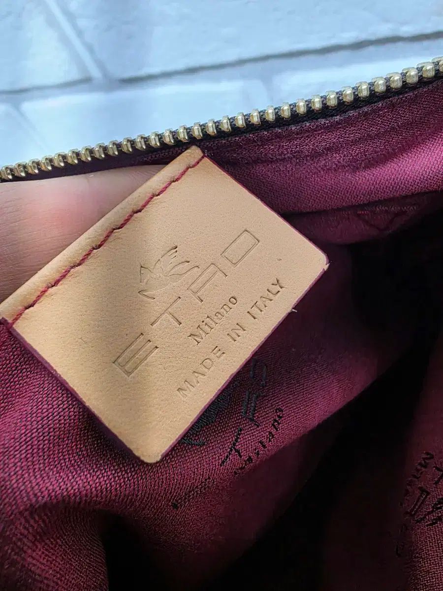 クラッチバッグ