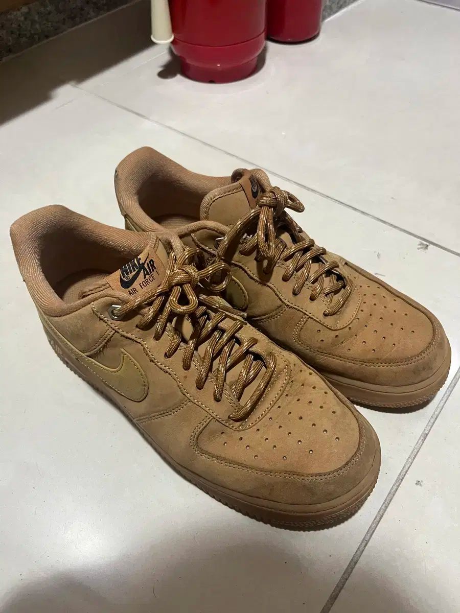 ナイキ エア フォース 1 ブラウン 275
