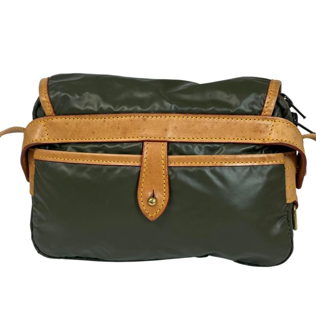 (美品) HUNTING WORLD バチュークロス メッセンジャーバッグ 美品) HUNTING WORLD バチュークロス メッセンジャーバッグ 楽天市場