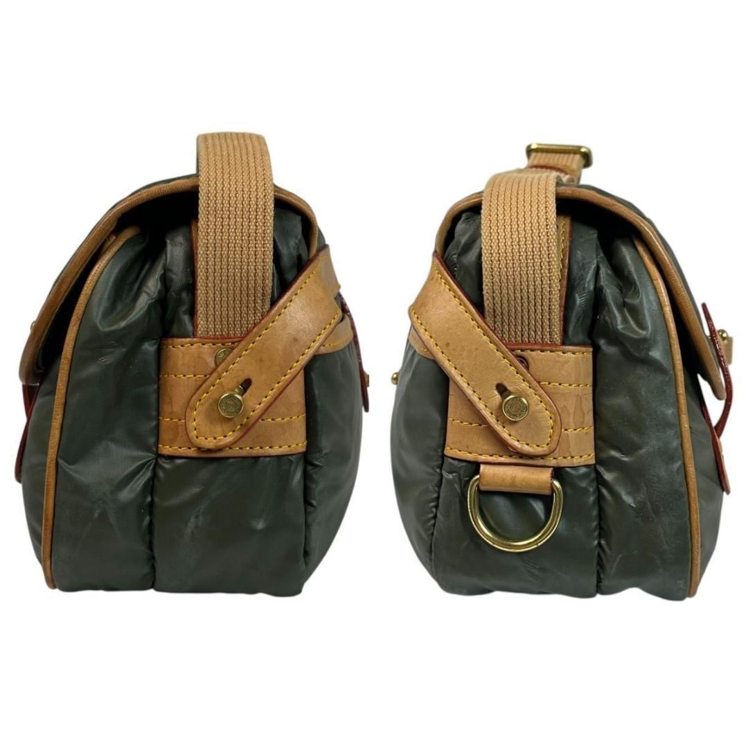 美品 HUNTING WORLD バチュークロス カーキ 斜め掛け レザー - メルカリ