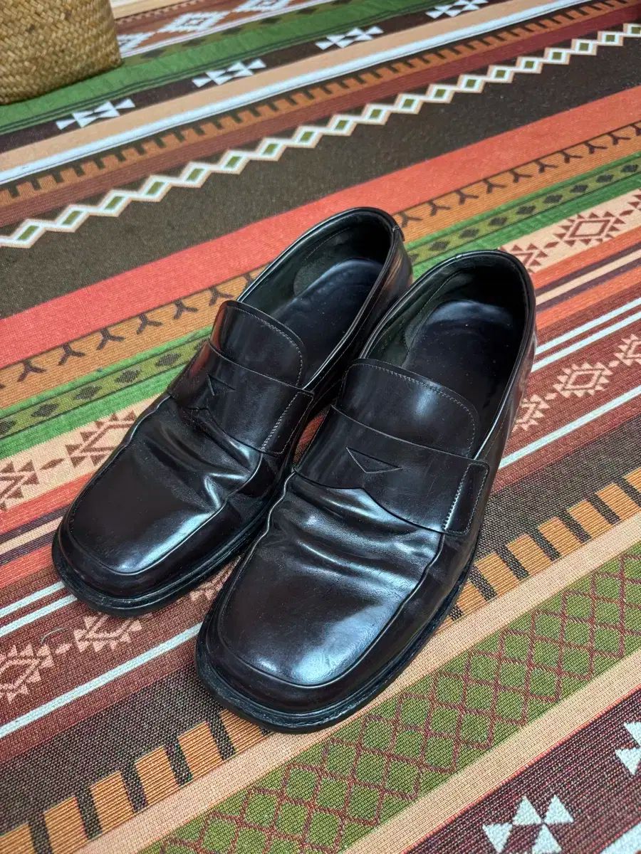 PRADA プラダ スクエアトゥ ジーンブラウン ペニー ローファー