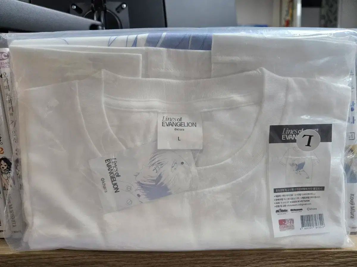 エヴァンゲリオン 展示会 1次 md グッズ 半袖 Tシャツ 白 L