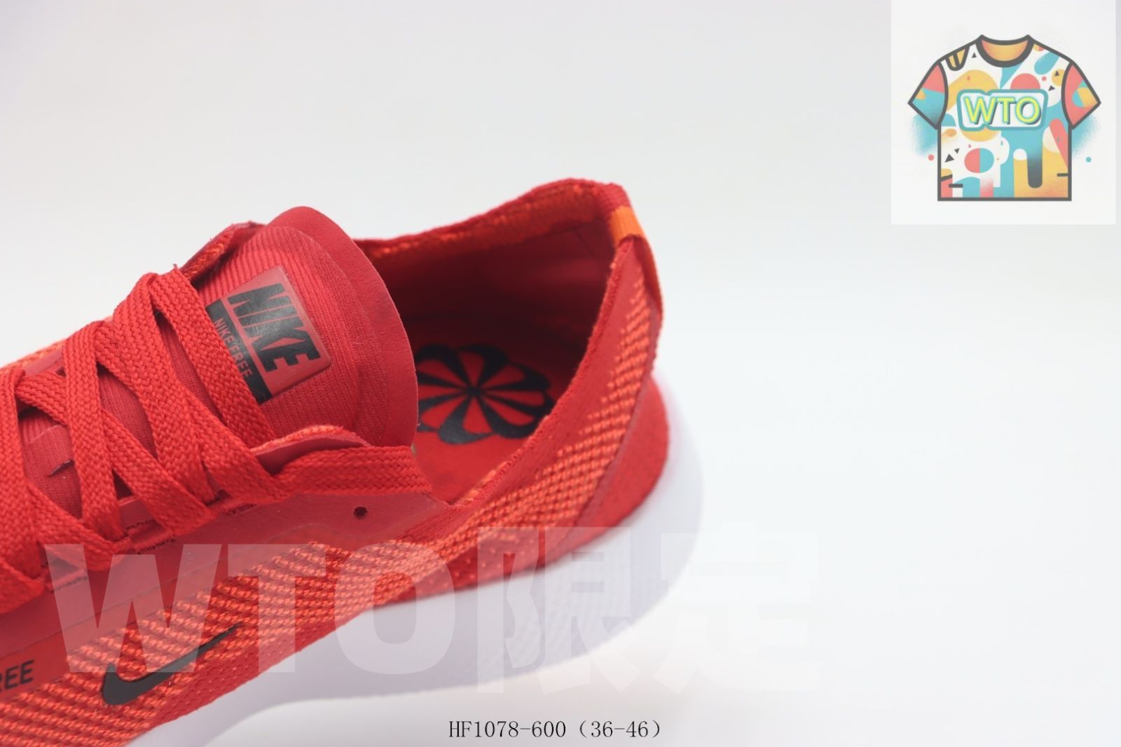 ランニングシューズ レッドアンドホワイト