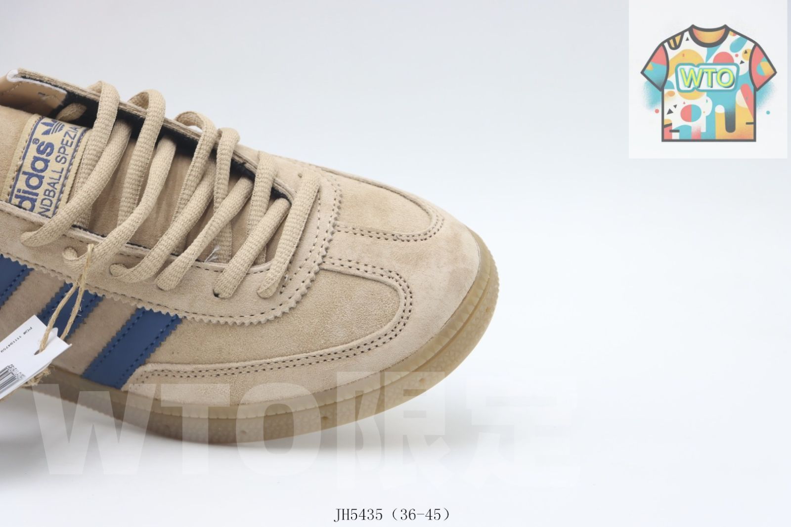 アディダス ランニングシューズ