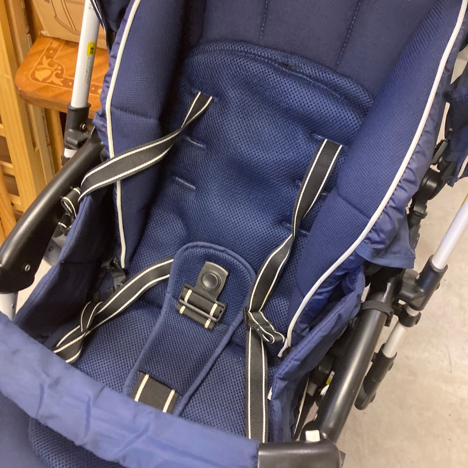 美品 Aprica ラクーナ ソファークッション レザーハンドル 限定 - メルカリ