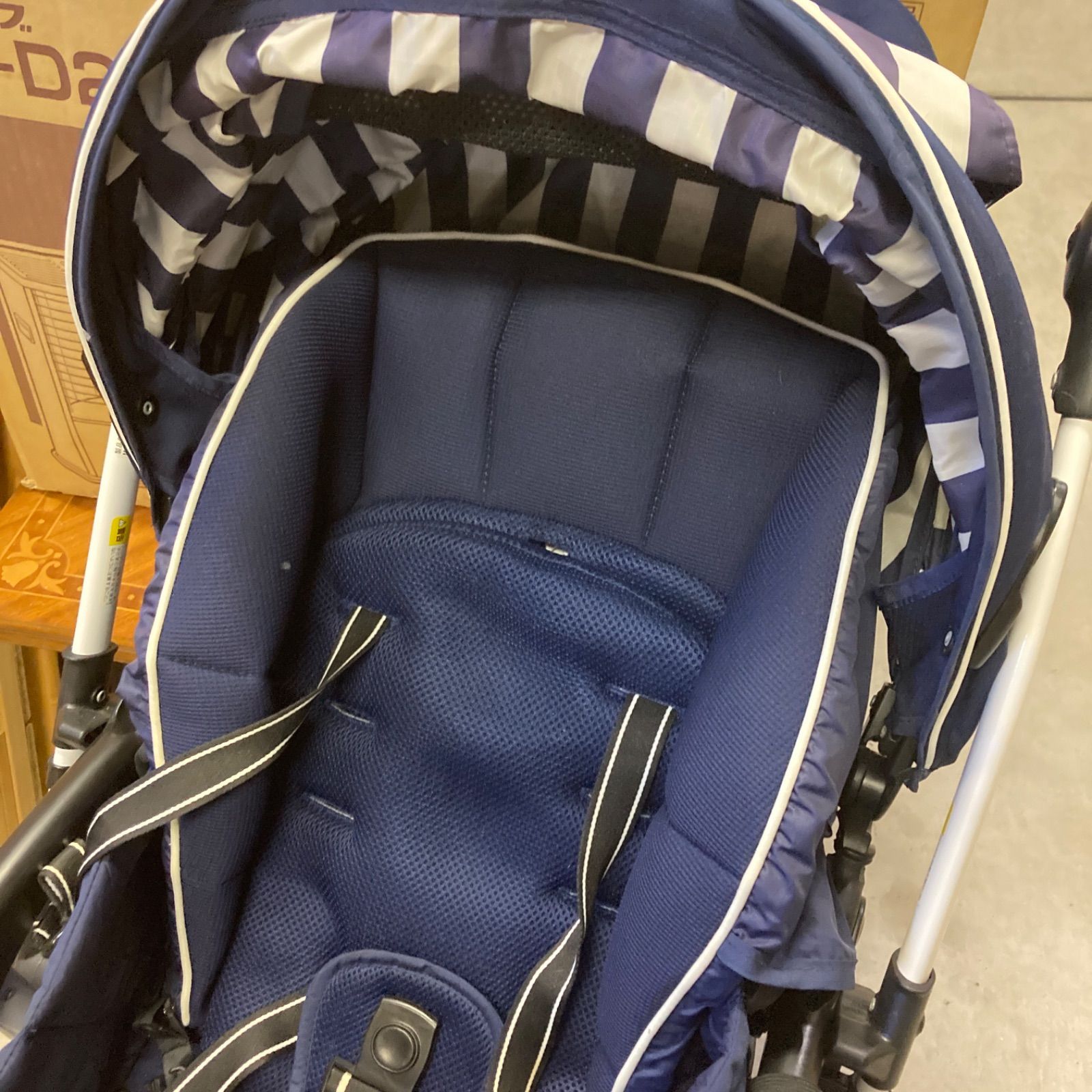 極美品　Aprica ラクーナソファークッション ベビーカー　レザーハンドル ラクーナ ソファークッション(販売店限定モデル) | ベビーカー