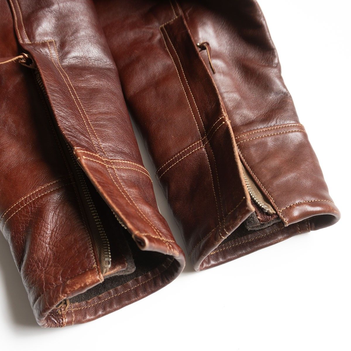 バズリクソンズ B-2 レザー フライトジャケット ホースハイド 42 楽天市場】バズリクソンズ Buzz Rickson's A-2 フライトジャケット