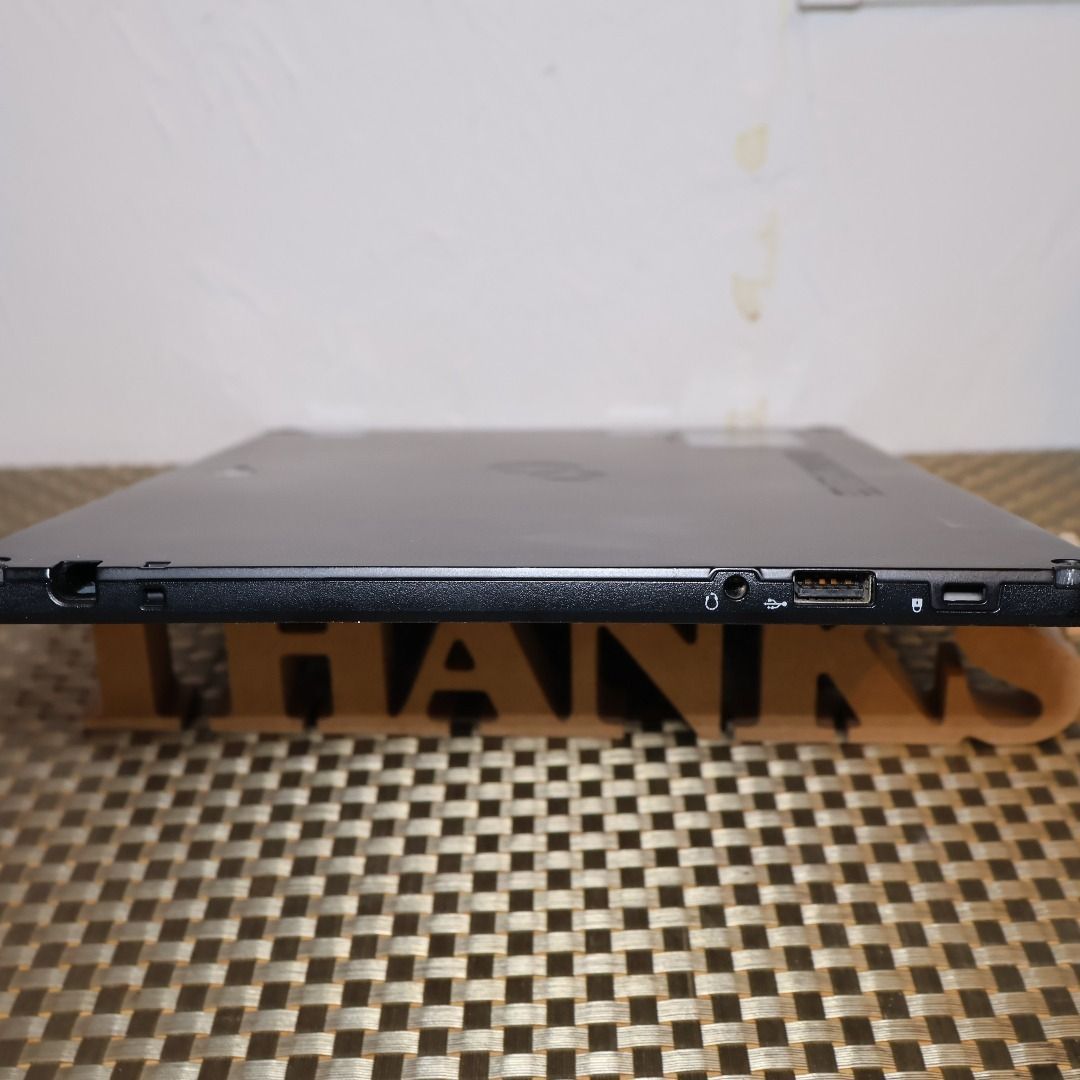 特価処分タブレット！Win11公式対応i5/メ8G/SSD/無線/カメラ/タッチ