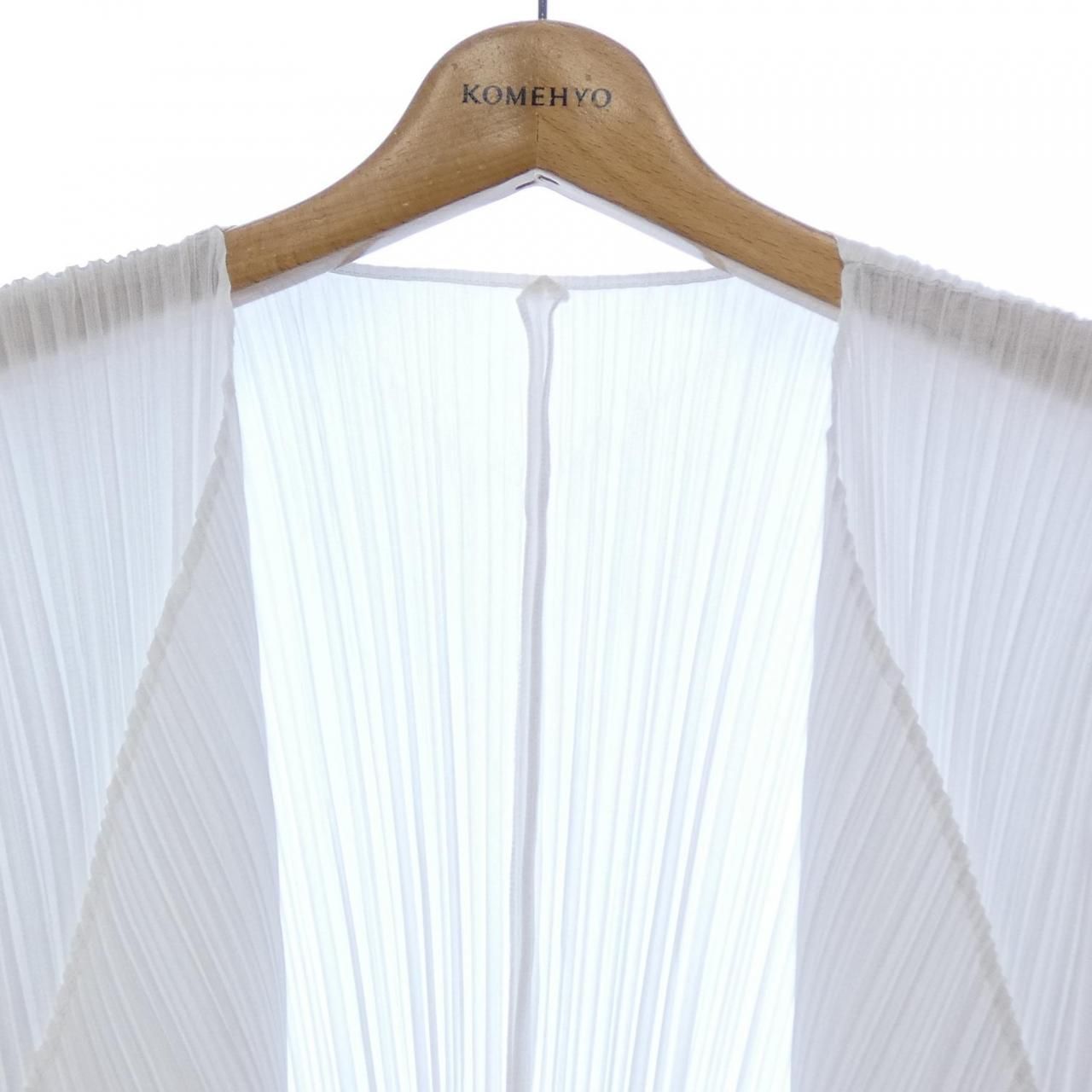 プリーツプリーズ