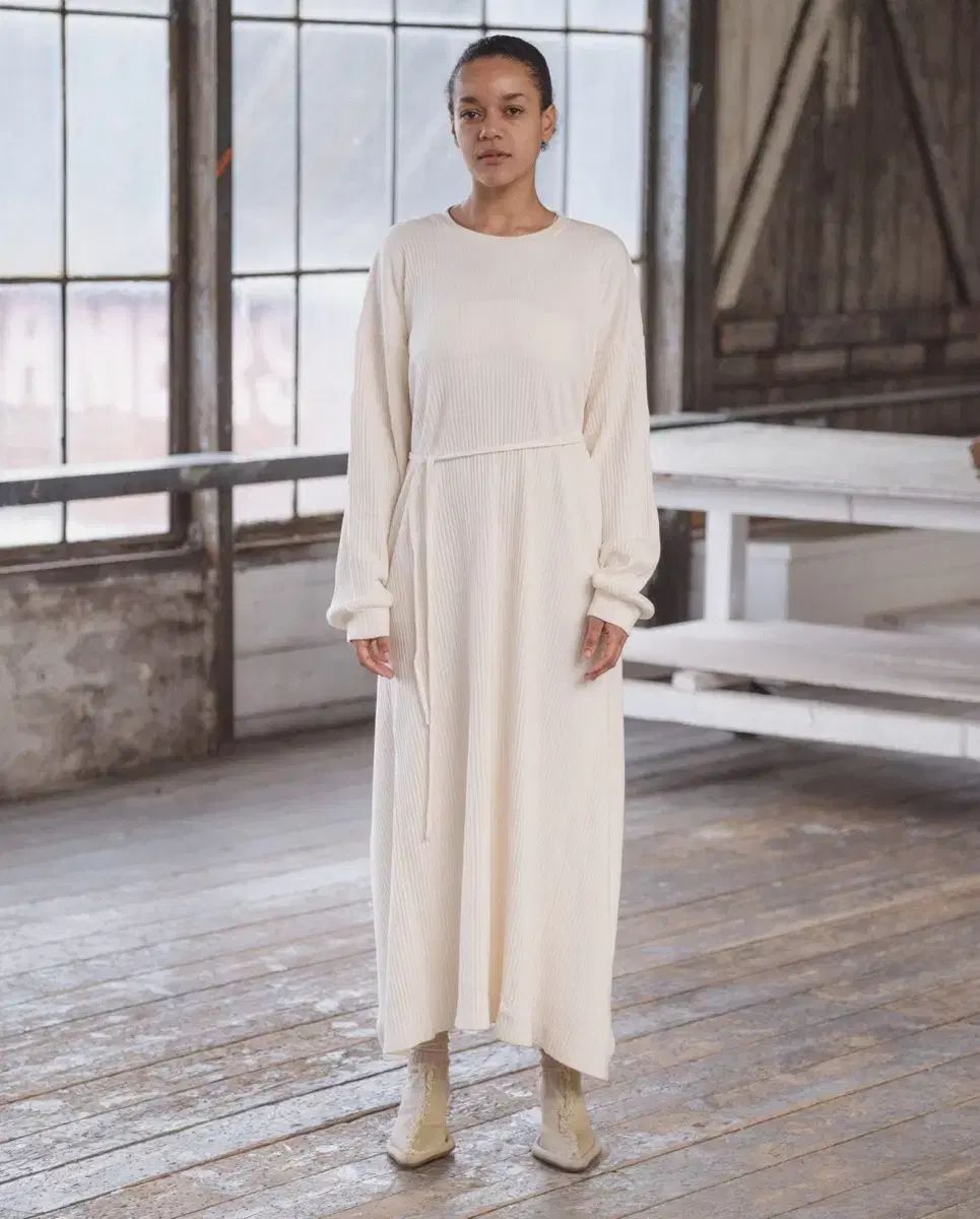 BASERANGE ベースレンジ ショウ Long ロング スリーブ カフタン ベージュ