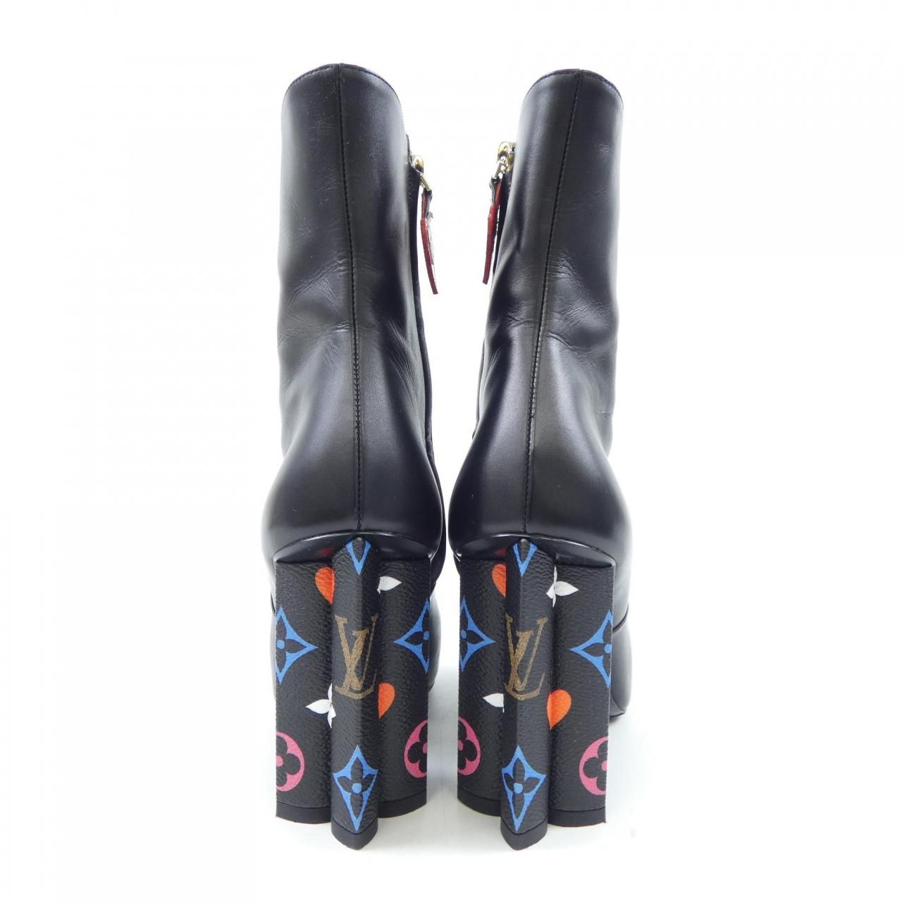 シルエットライン ブーツ