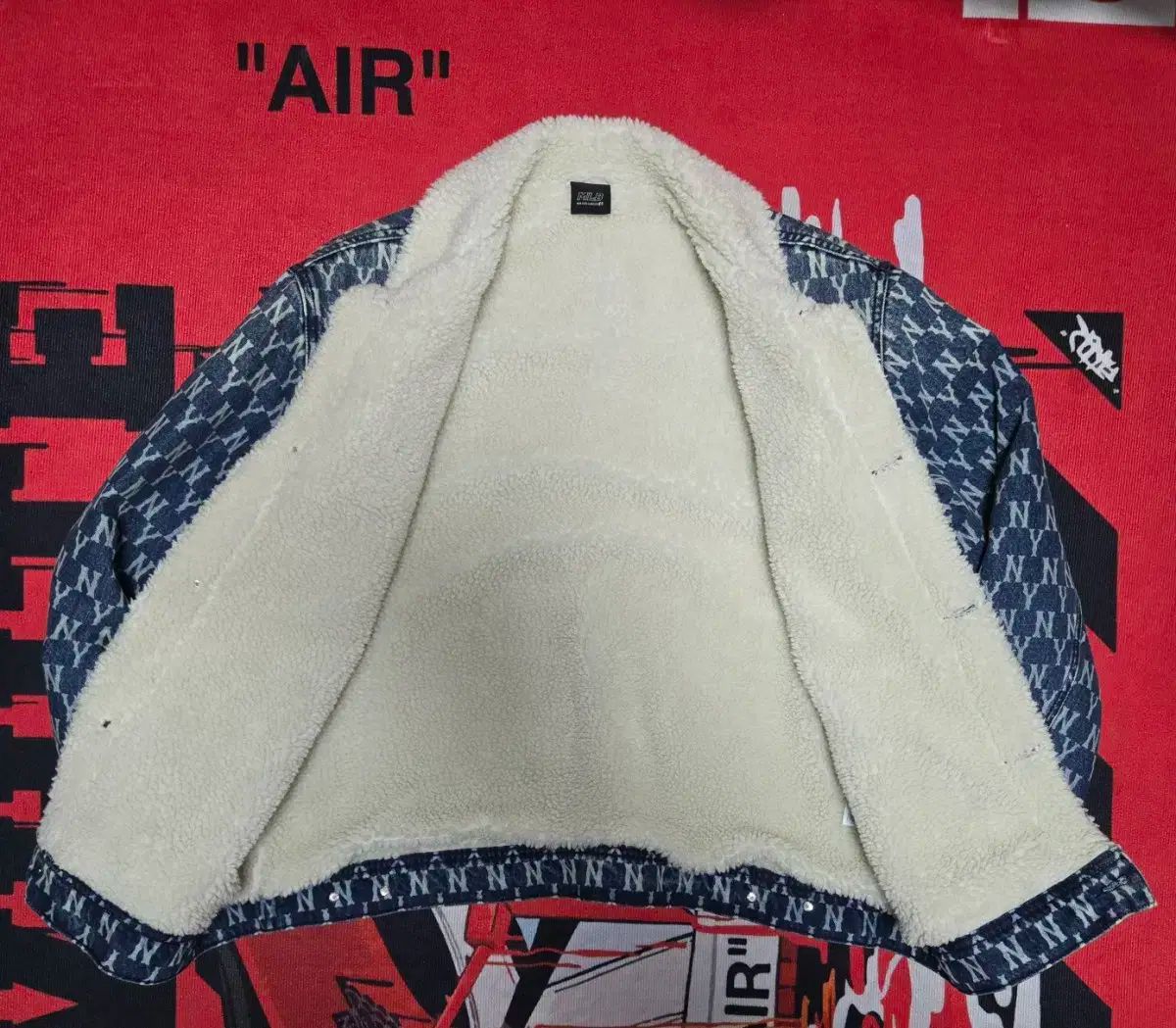 MLB モノグラム シェルパ ジャケット