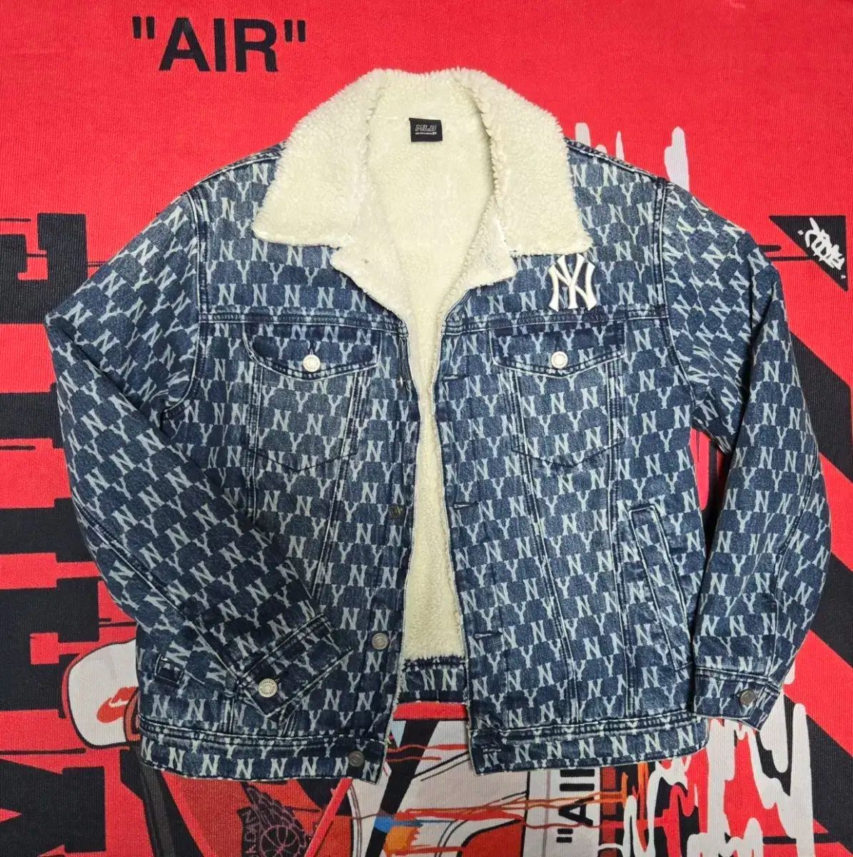 MLB モノグラム シェルパ ジャケット