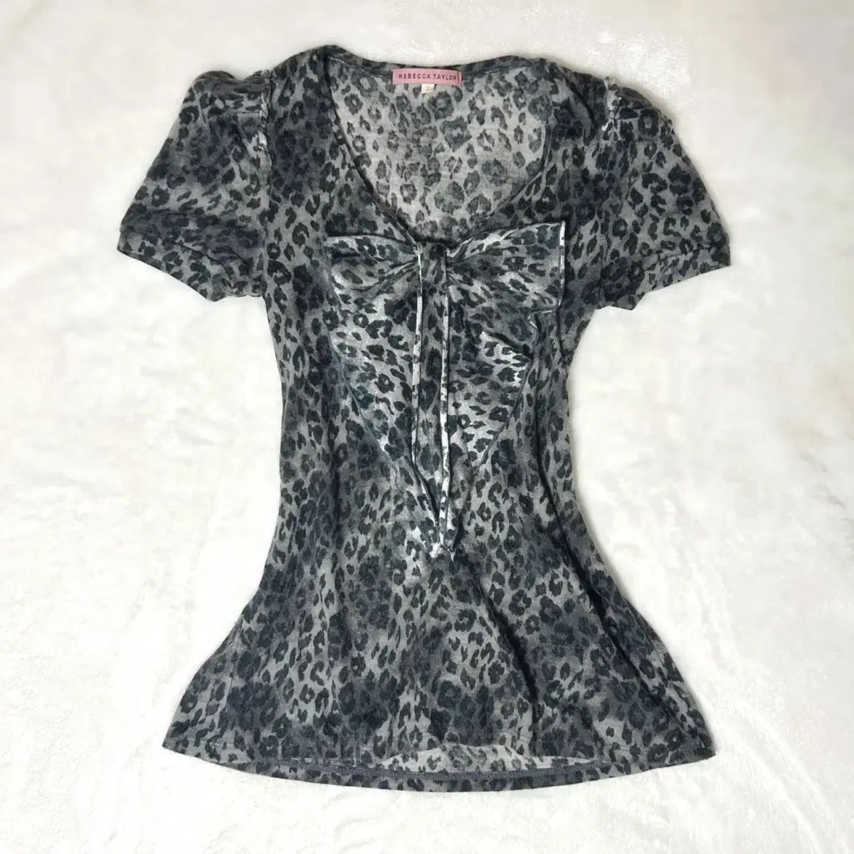 RebeccaTaylor 姉ギャル パフスリーブ 王リー リボン シャーリング Tシャツ