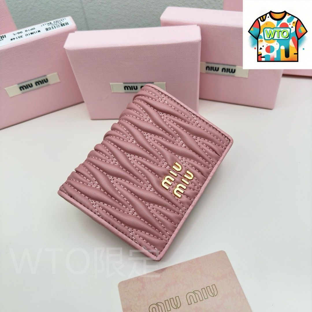 今日 Miu ミューミュー クラシック提花押し込みデザイン財布 輸入小羊皮の細やかな柔らかさを特徴とする-WTO輸入2