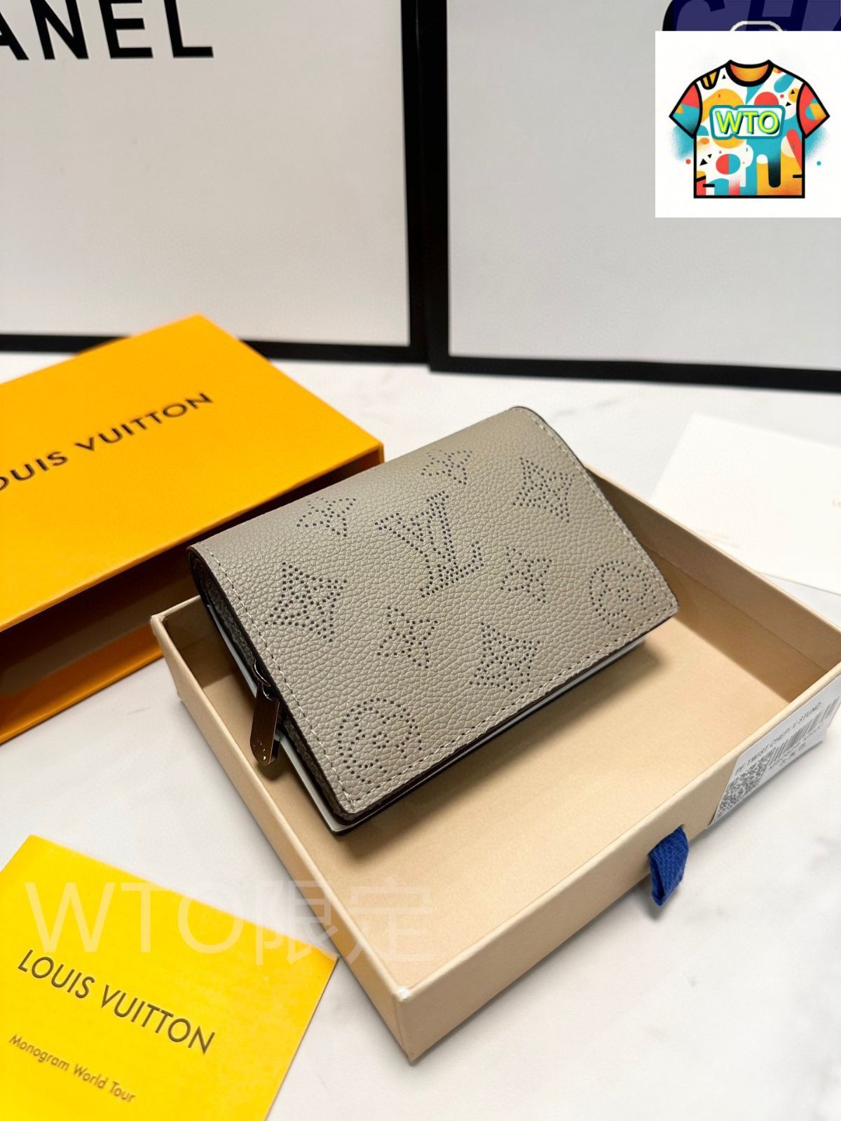 WTO通販 Louis Vuitton ルイヴィトン ク ウォレット 柔らかいマヒナ小牛皮とパンチング装飾を採用-WTO輸入-LFH 53