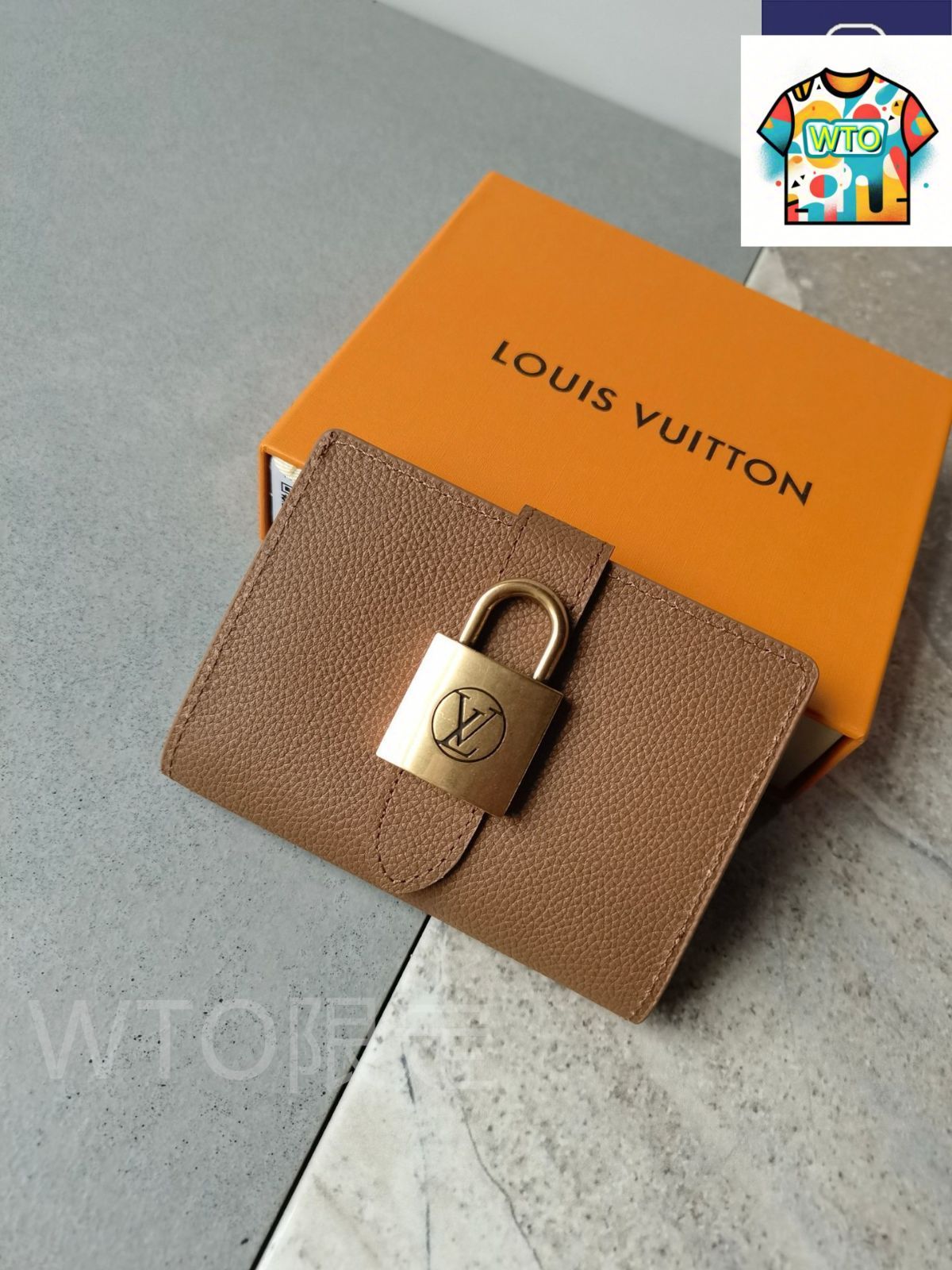 今日 Louis Vuitton ルイ ヴィトン ポルトフォール ローイ コンパクト 財布 小牛皮製で風格的な金具を装飾-WTO輸入2
