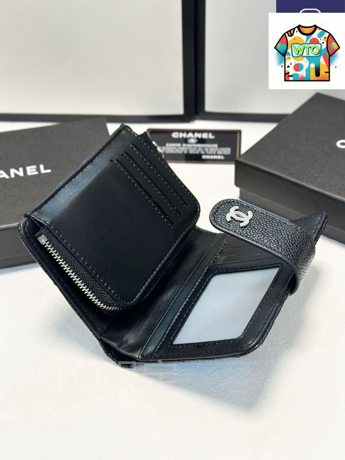 仕上がり精巧で内部収納充実