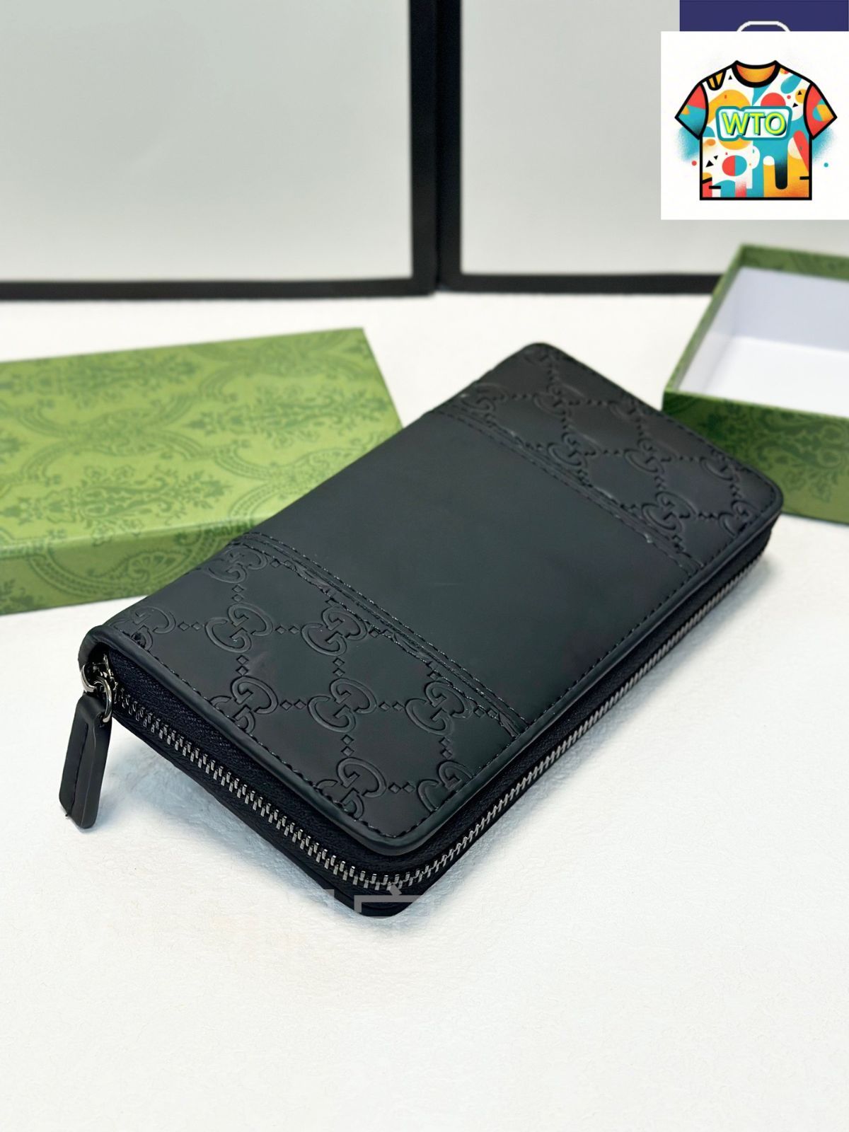 グッチ クラシックレザー