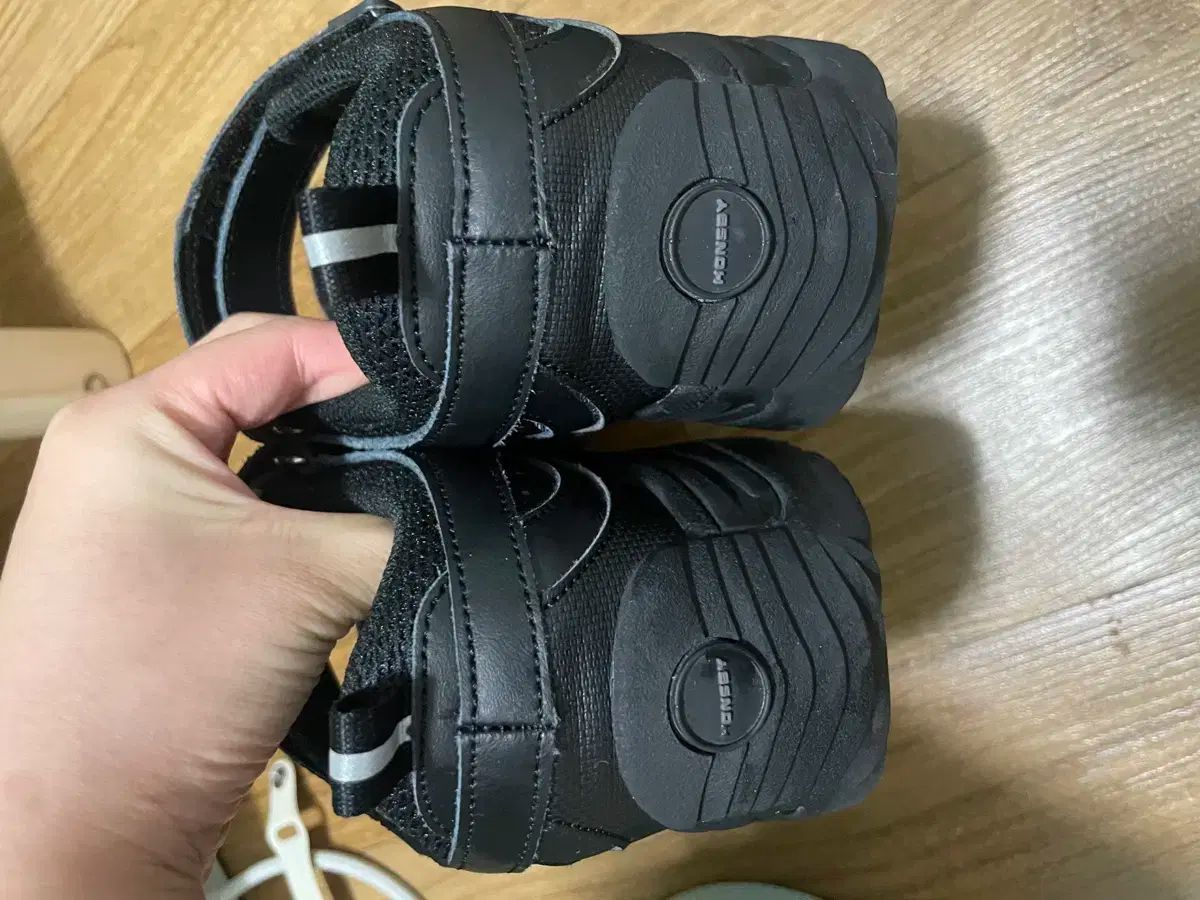  ホンズビー ダーリングハーバー 220 サンダル サンダル ミュール