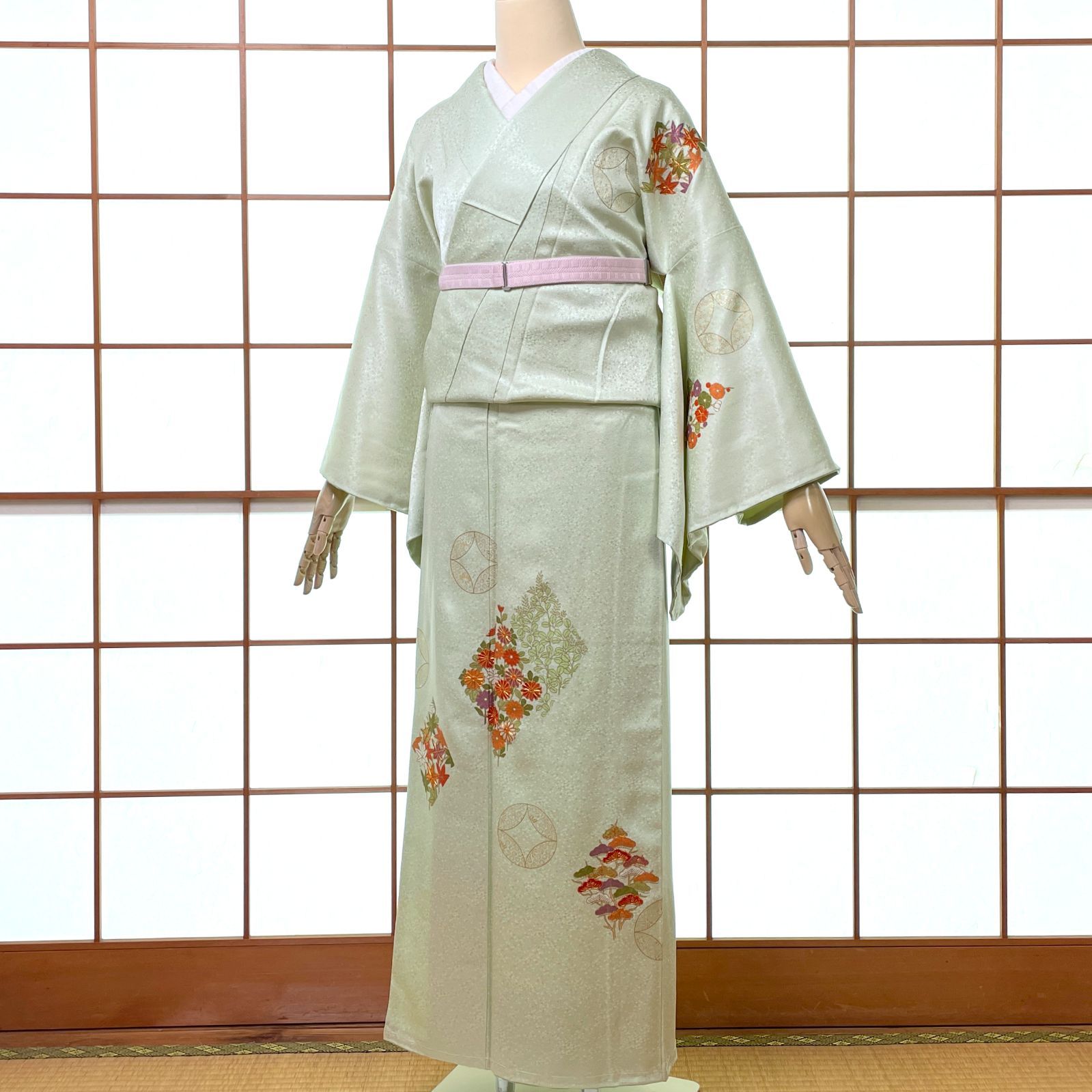 付下げ着物 袷 正絹 金彩 刺繍 菱に草花 七宝 ペールグリーン 着物