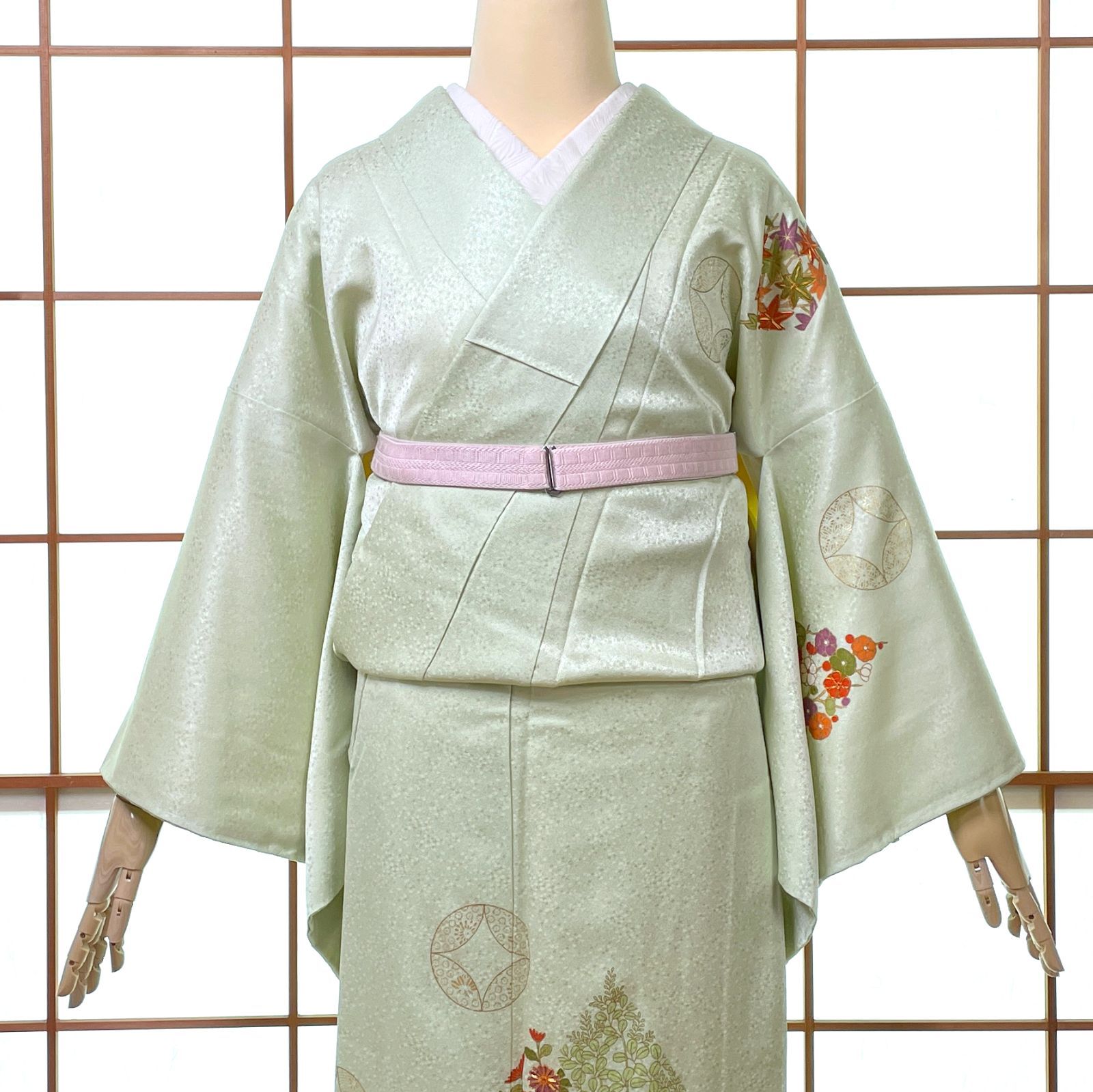 付下げ着物 袷 正絹 金彩 刺繍 菱に草花 七宝 ペールグリーン 着物