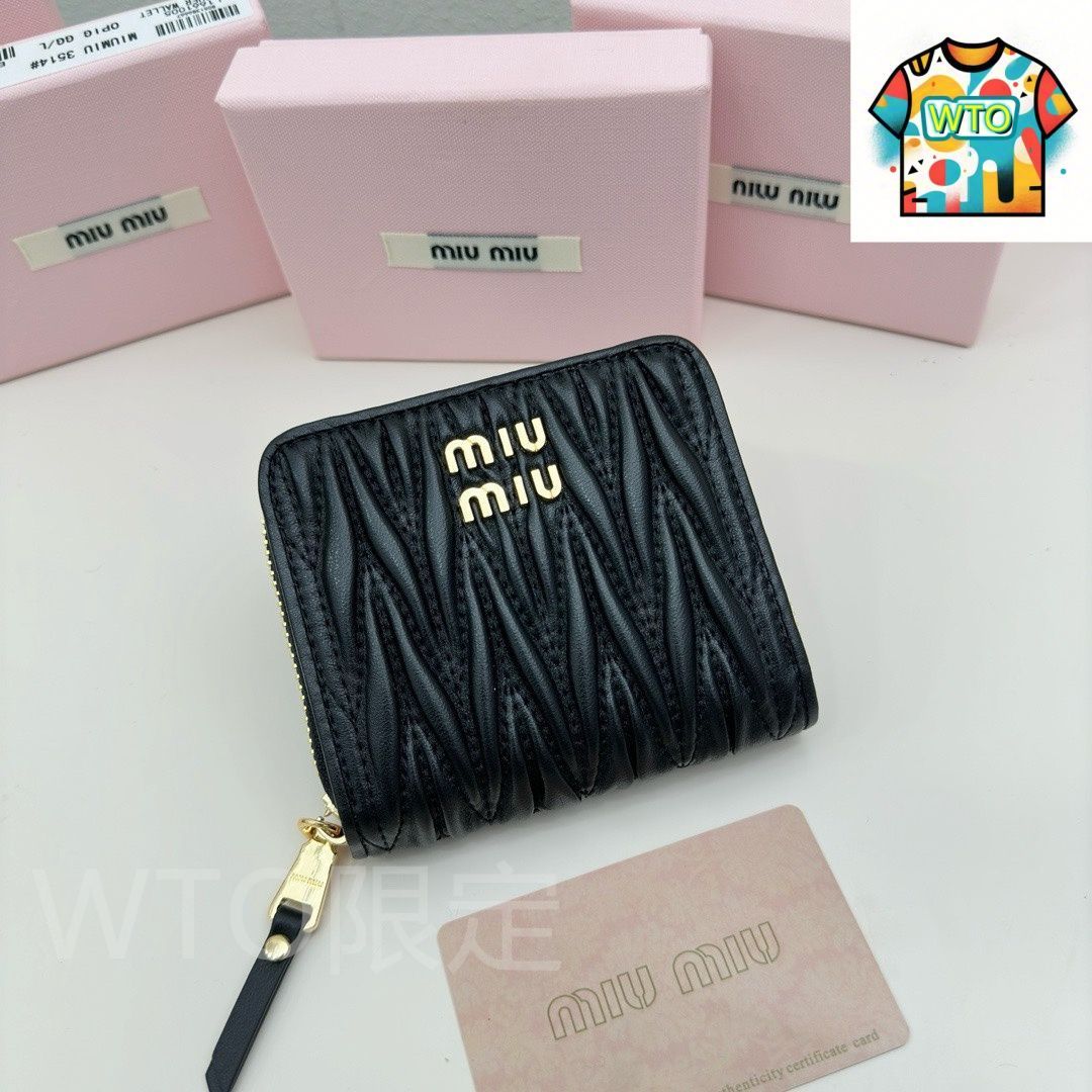 今日 Miu ミュウミュウ クラシック刺しゅうプレス柄財布 小羊皮使用 仕上げ精良 WTO輸入2
