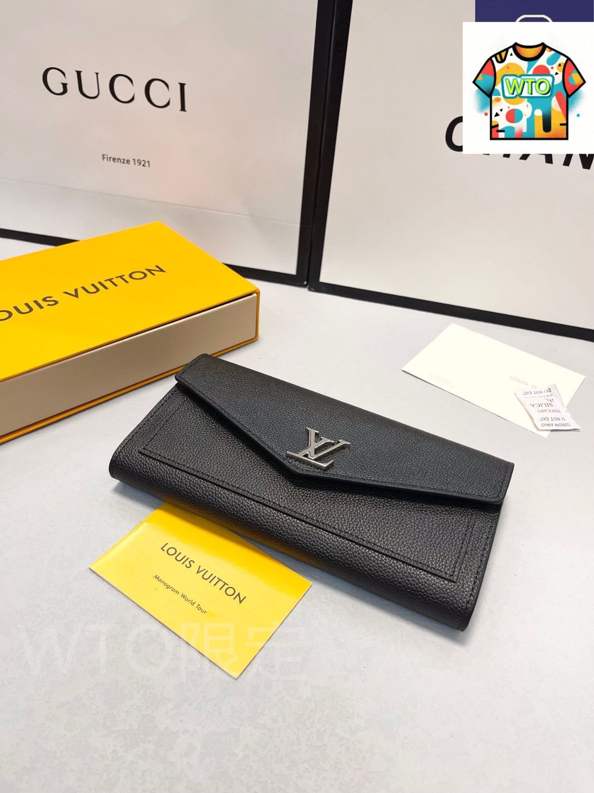  今日 Louis Vuitton ルイヴィトン マイロックミー シリーズ 柔らかい小牛皮製で封筒型フラップにロゴを配す 財布 キッズファッション小物